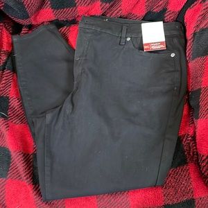 LC black skinny jeans - brand new